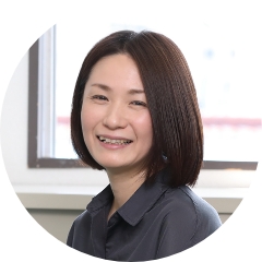 総務 (兼採用担当)