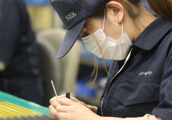 組み立て作業
